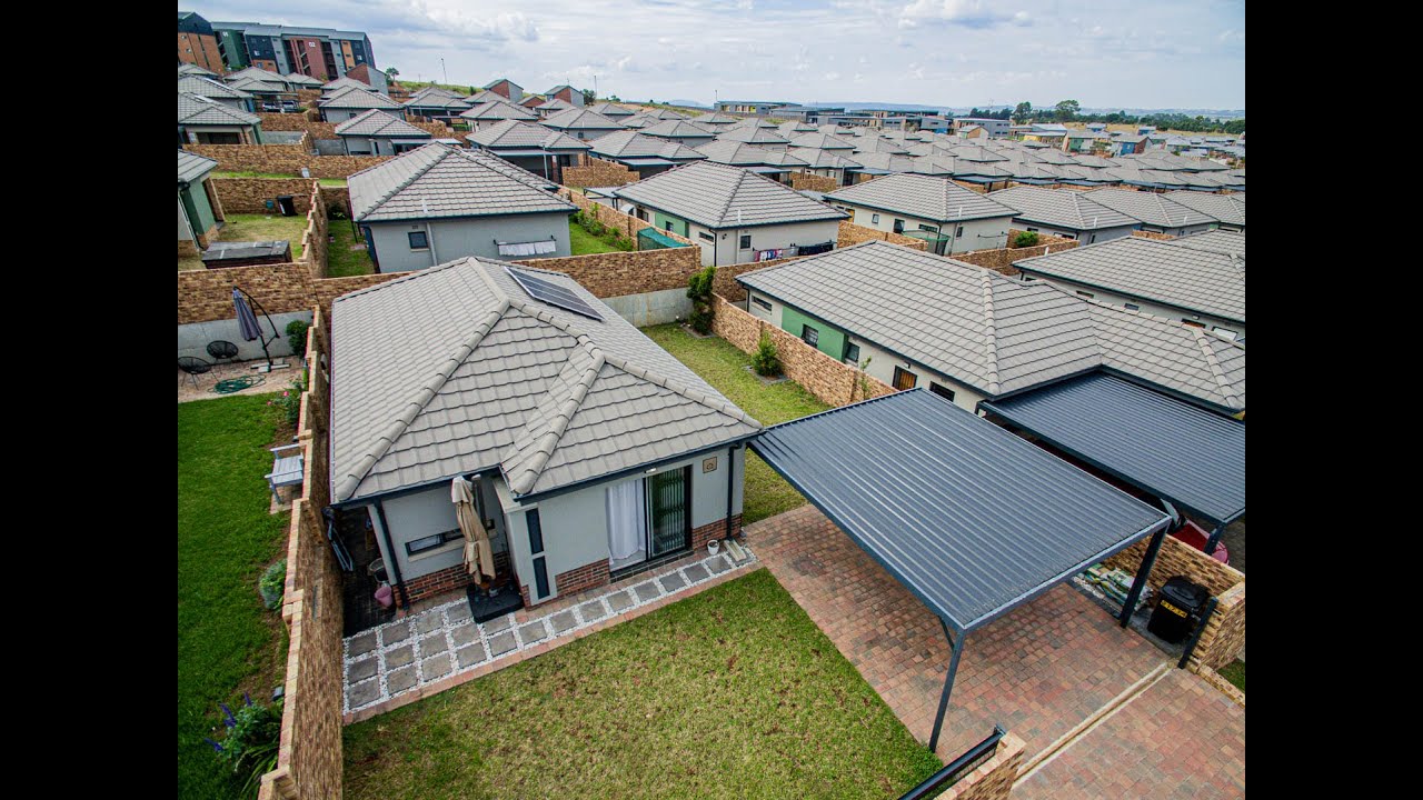 3 Bedroom For Sale - Cosmo City