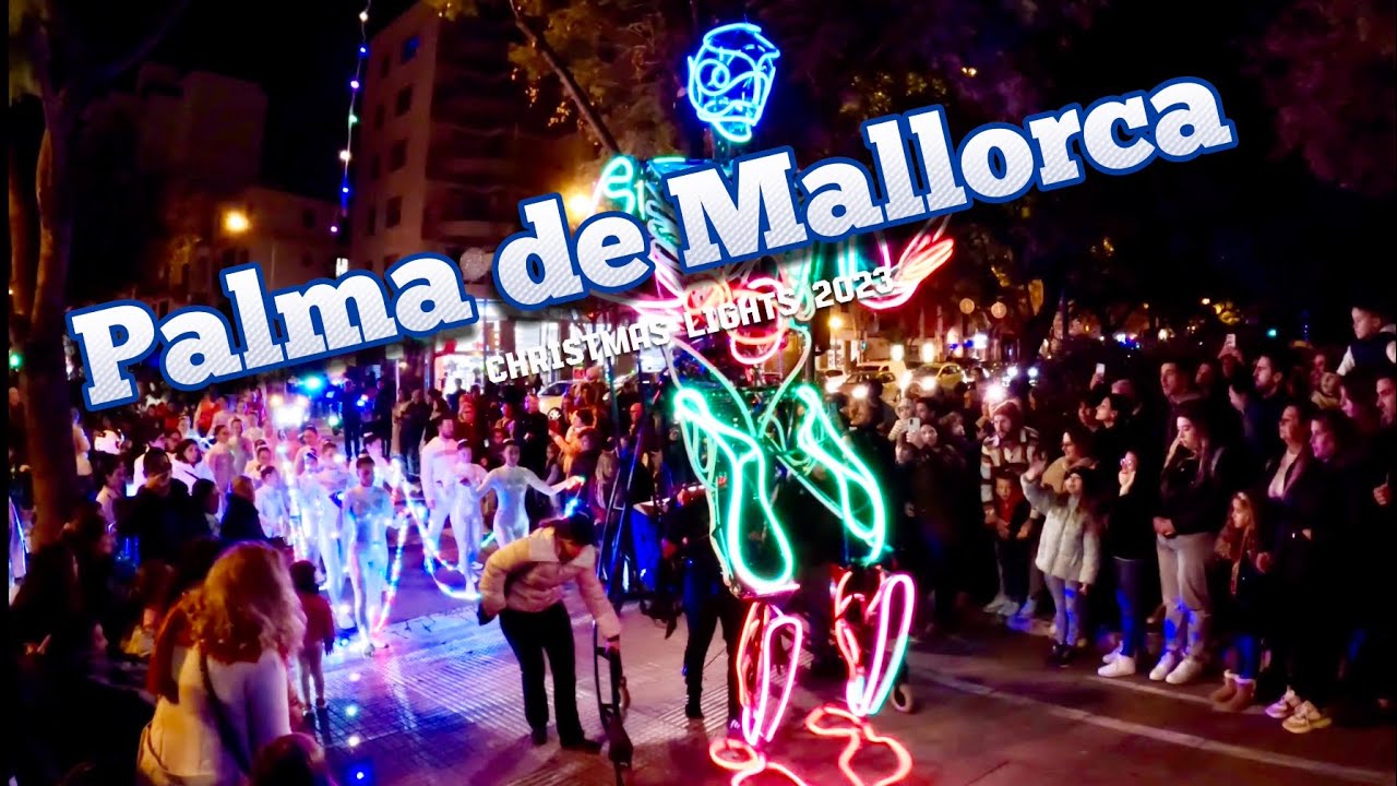 Want to SEE THE MOST EPIC CHRISTMAS LIGHTS in Palma de Mallorca?