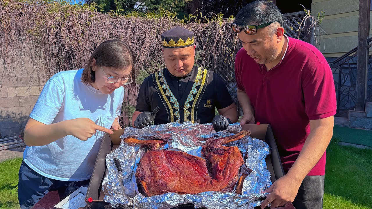 НАШУМЕВШИЙ БЕШБАРМАК ПО КАЗАХСКИЙ, ЗАПЕЧЕННЫЙ БАРАШЕК ОТ QAZAQGRILL, МНОГО МЯСА НЕ БЫВАЕТ