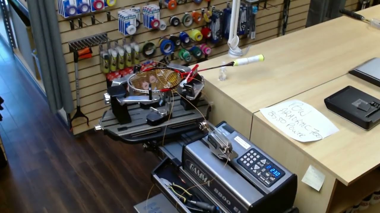 Time Lapse: How to String a Yonex Armortec 700 Badminton Racquet (Pow)