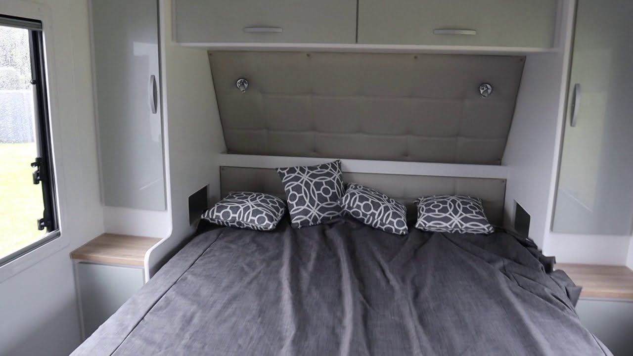 Caravan walk through - Leader Gold LE 21 6