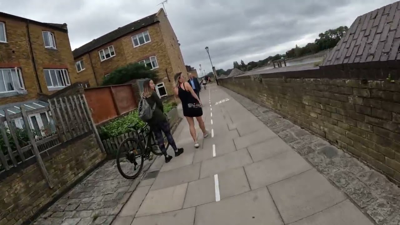 Cycle 255 231001 Thames Path - Bishops Park