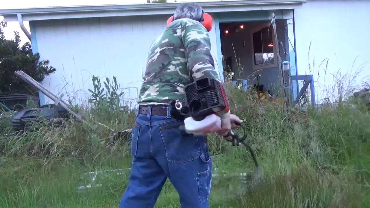 How to start a Craftsman 25cc weed wacker and find a ladder