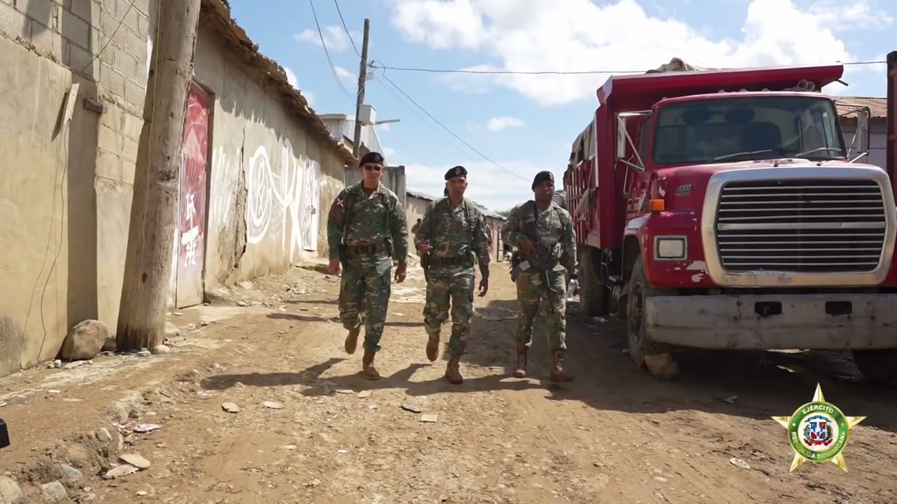 Comandante del Ejército recorre Carretera Internacional