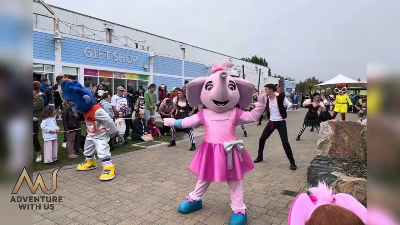 Seaside Squad at Hafan Y Mor (Haven) Full Parade - 16 October 2025