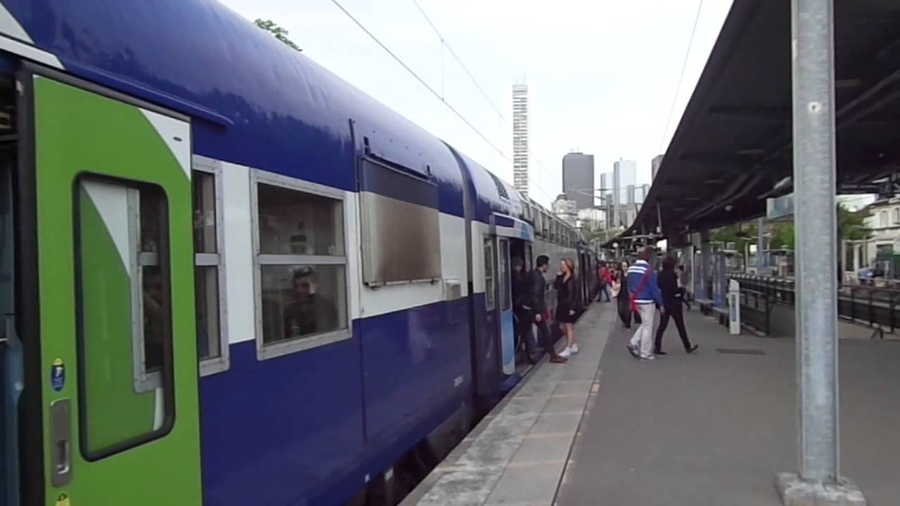 Paris Transilien U - Z8800 - Puteaux