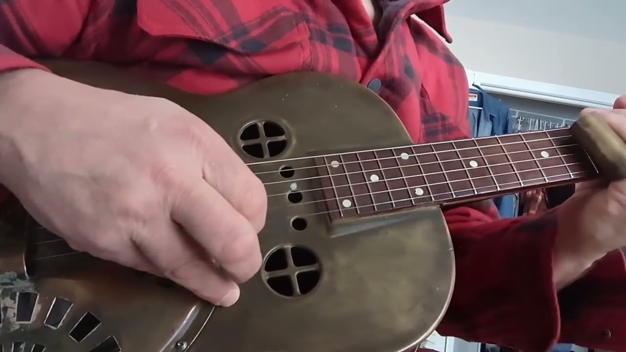 Love changing Blues on the 1936 Fiddle-edge Dobro