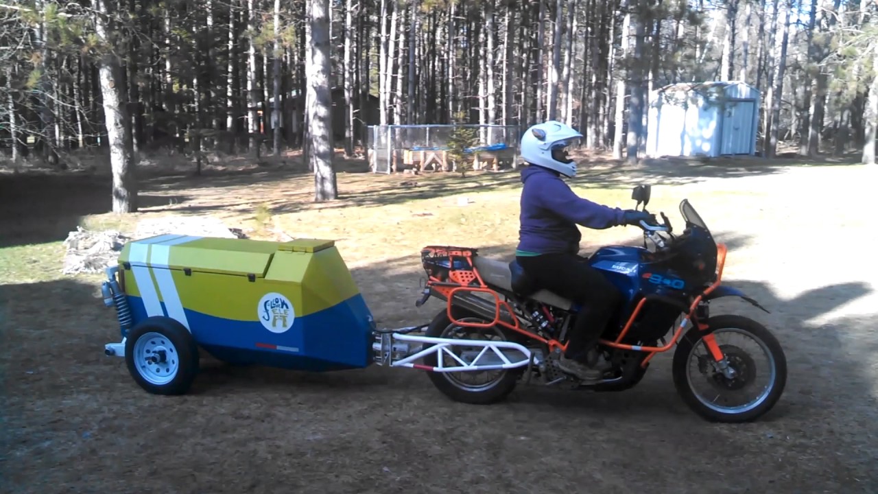Independently suspended motorcycle trailer