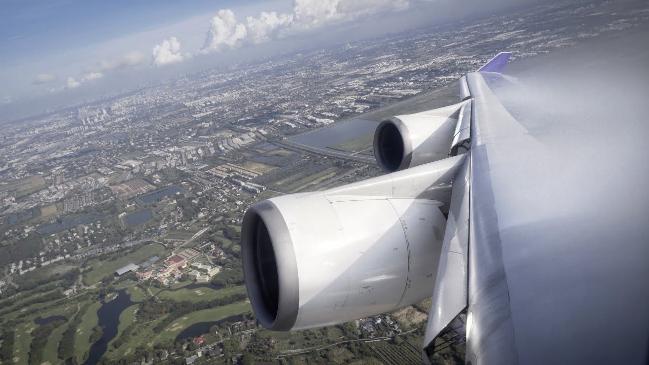 AWESOME THAI Boeing 747-400 TAKE OFF from Bangkok Suvarnabhumi Airport