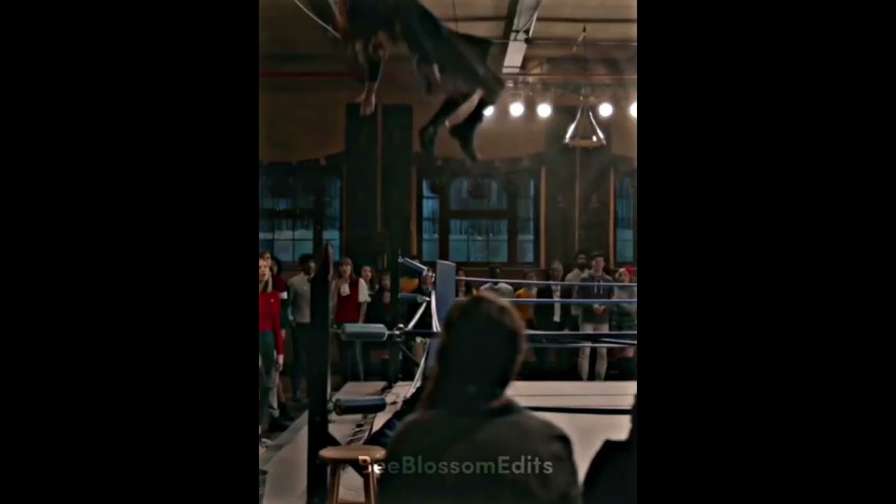 Lizzie saving her gf from her evil twin sister was such a slay move