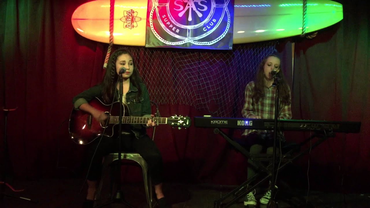 Ceci Balagot at Schooner on Sunset - Radioactive