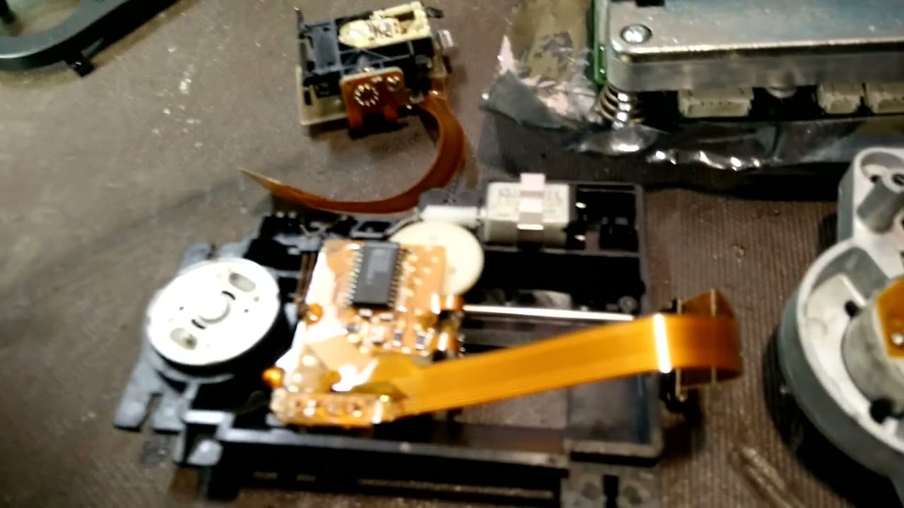 Ремонт Philips CD-Pro - VAM-1252, VAU-1252, CDM-12.4 (и CDM-12 Ind). Действительно ли они хороши?