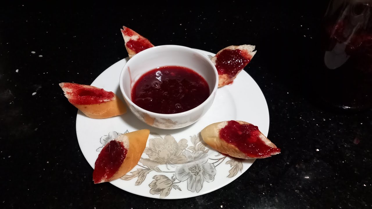 رمضان احلى💐 مع شويه مربى على سفرتنا🍒
