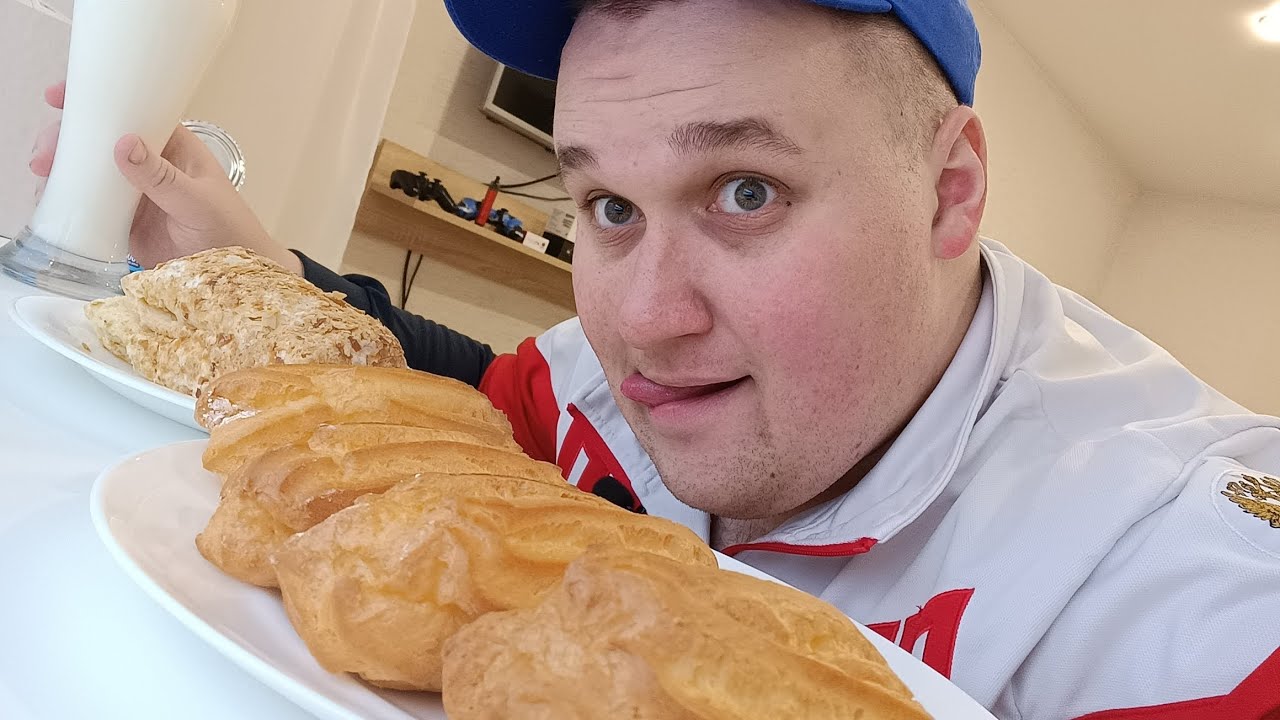 МУКБАНГ Эклеры и Торт Наполеон / Сладости / ОБЖОР сладостей / MUKBANG eclair
