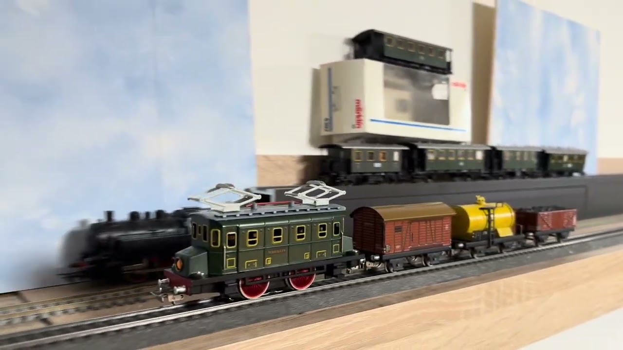 Spur H0 AC Märklin 0050 Jubiläumspackung 50 Jahre Märklin H0“, in OVP, geprüft 