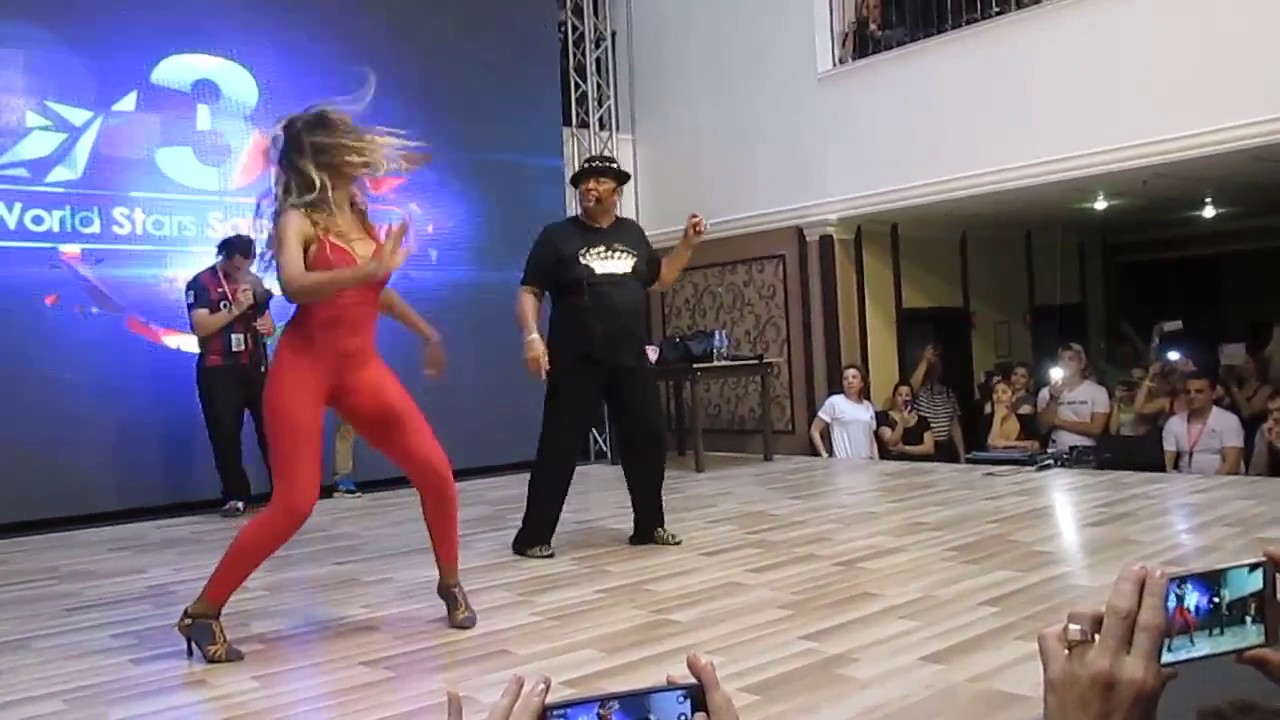 Workshop 5 - Eddie Torres & Bersy Cortez - Boogaloo