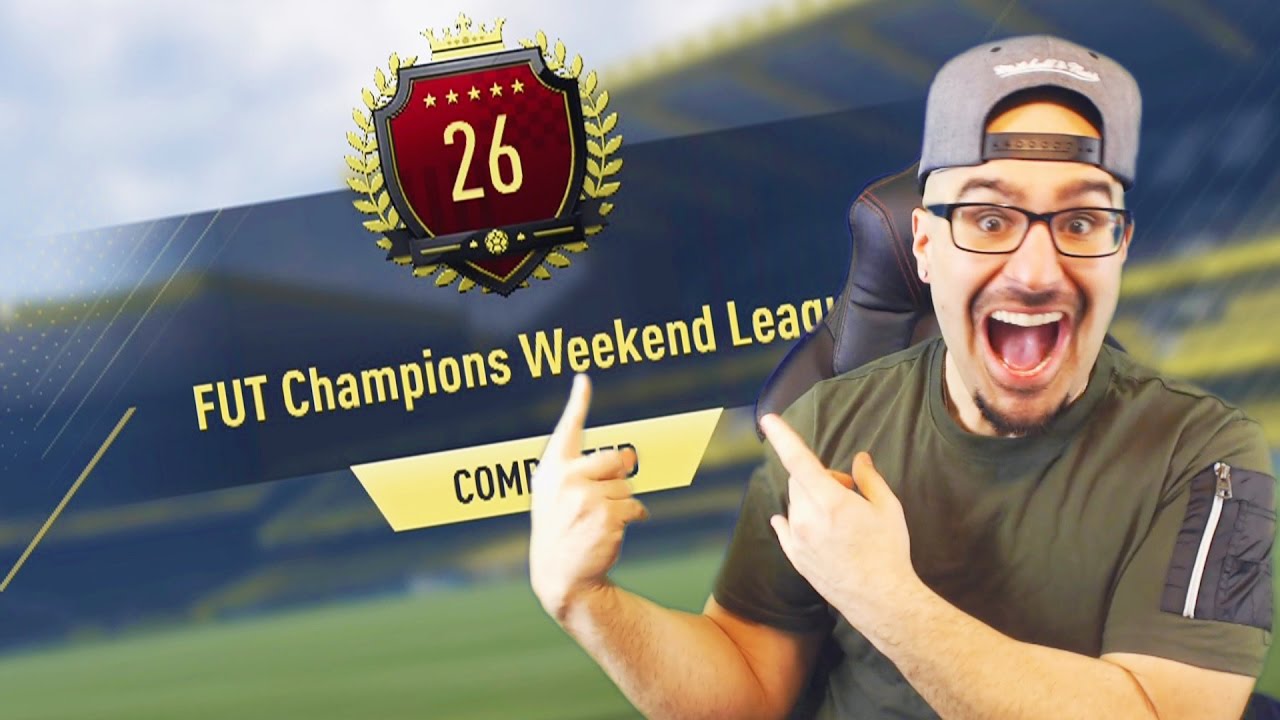 MY TOP 100 MONTHLY REWARDS FUT CHAMPIONS! FIFA 17 Pack Opening