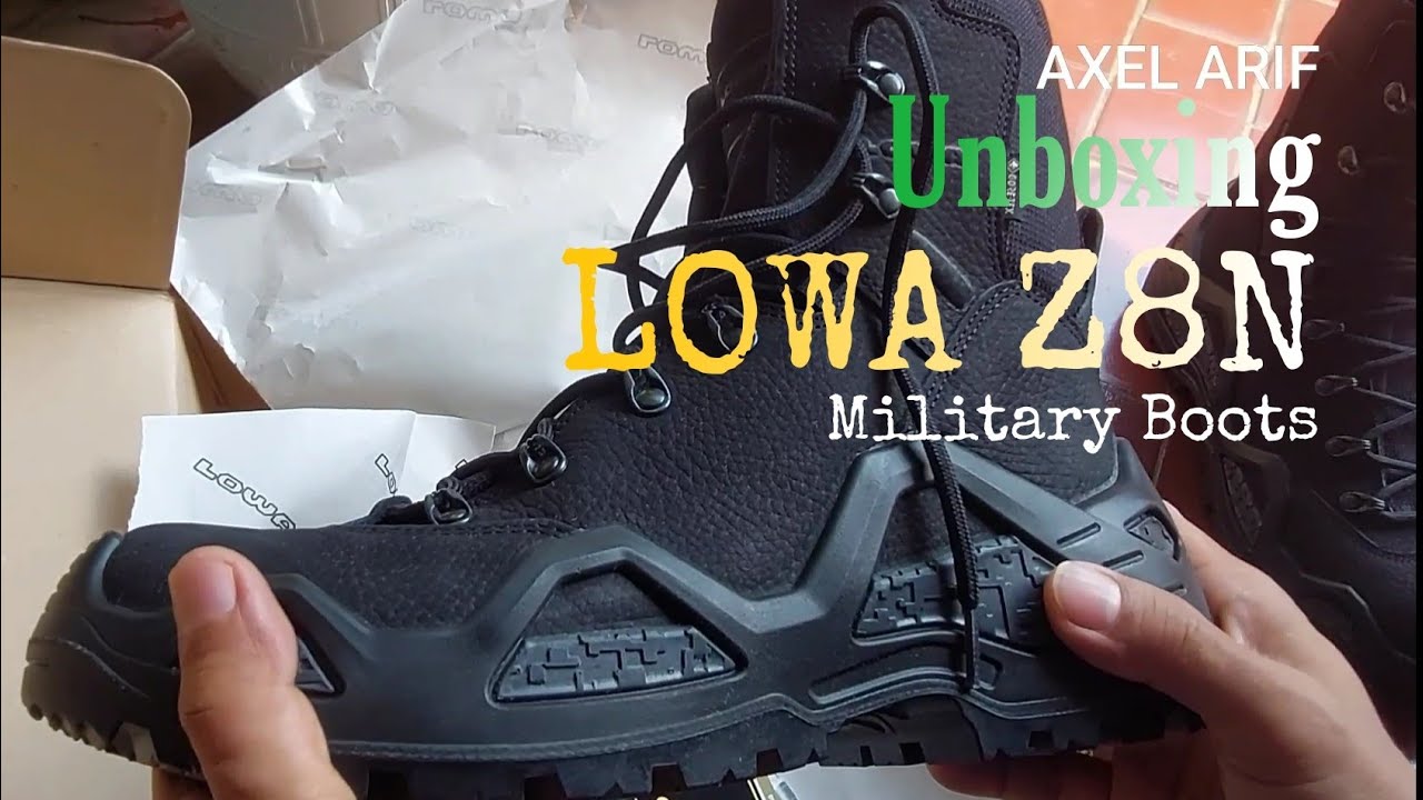 Unboxing Lowa Boots Z8N