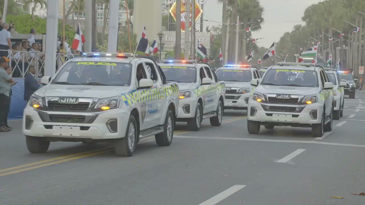 🇩🇴 Policía Nacional brilla en el desfile del 182 aniversario de la Independencia Nacional