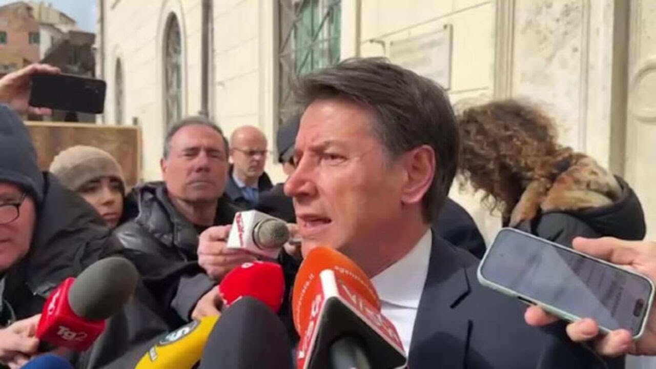 Conte: Sea Watch da risarcire? 
