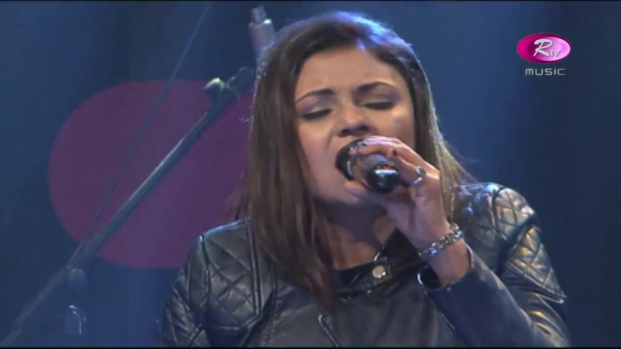 Haste Dekho Gaite Dekho | হাসতে দেখো গাইতে দেখো | Female Version | Ayub Bacchu Song | Rtv Music
