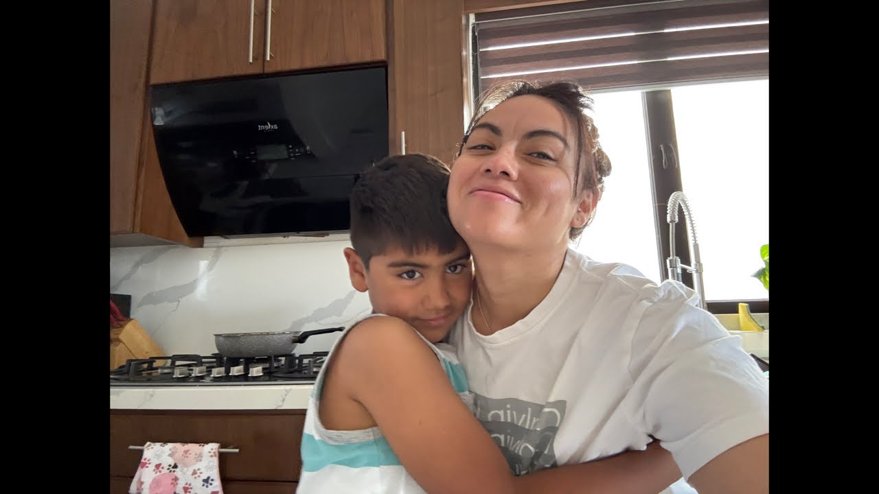 HACIENDO DESAYUNO EN FAMILIA// ZUANY SOTOMAYOR