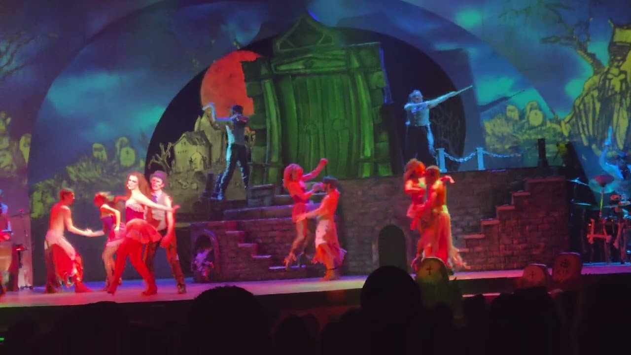 Sunday, November 2, 2025 Monster Stomp show @ Busch Gardens Howl-o-scream in Williamsburg