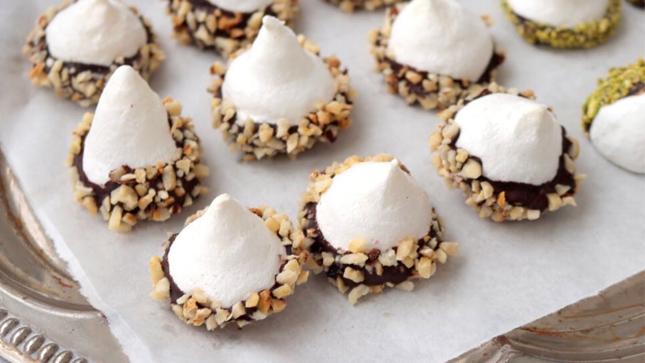 How to make VEGAN MERINGUES at home