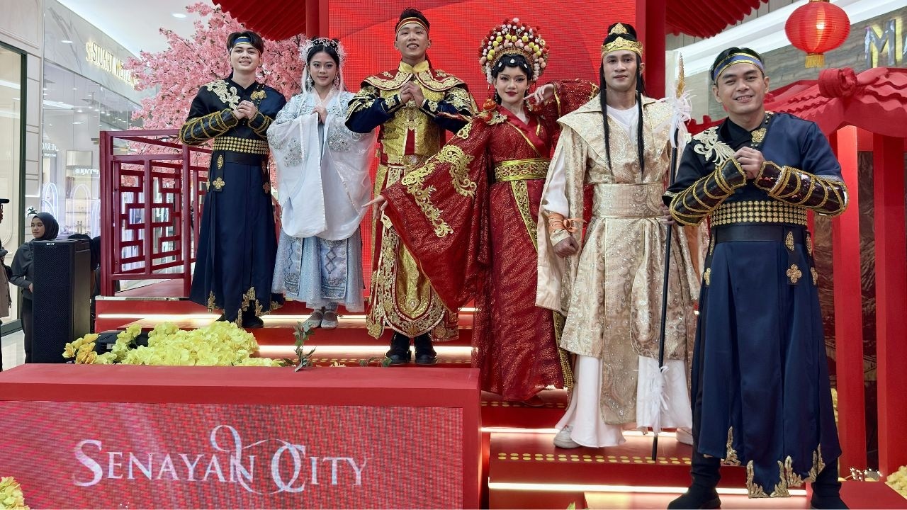 Chinese Dance Performance Indonesia
