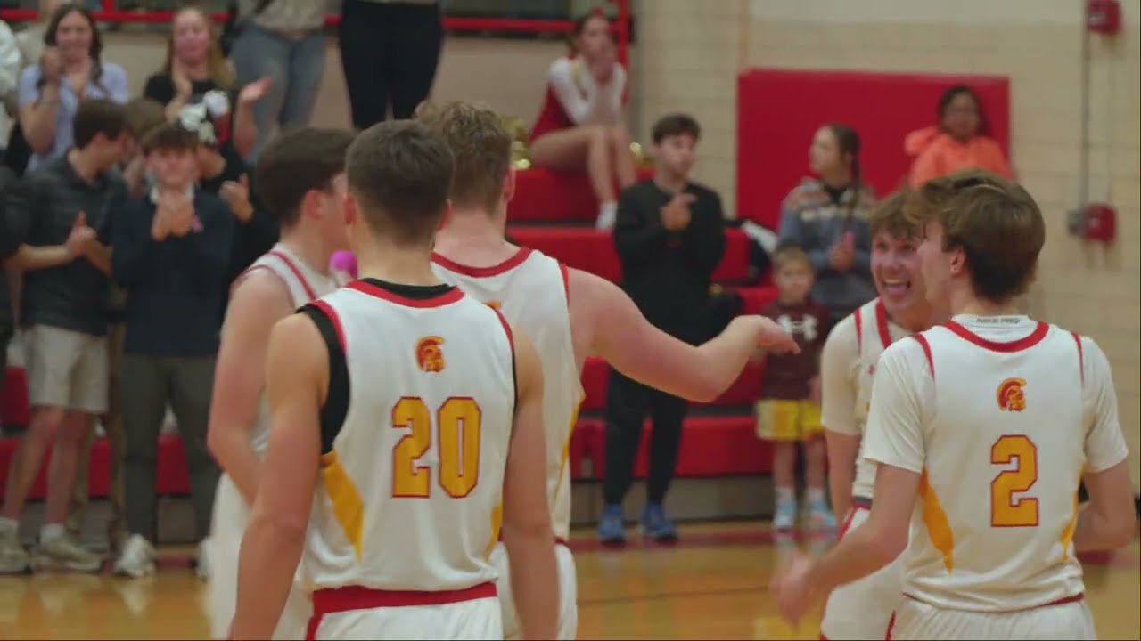 Tyler Oakley Breaks Record For Charleston | by Zak Rojahn, Reported for The Daily Eastern News