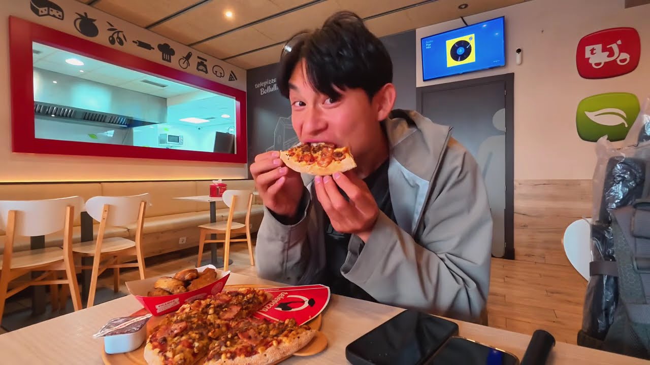【骑行欧洲】早起觅食深入原始深林、暴雨夜闯荒废古宅，敢不敢住？【陶三丰的草根之旅】
