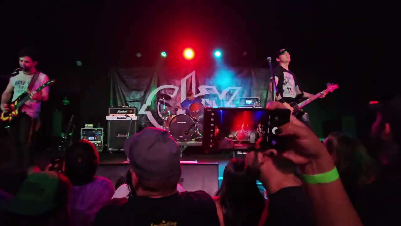 Phoenix, Az CKY , Head for a Breakdown, live.
