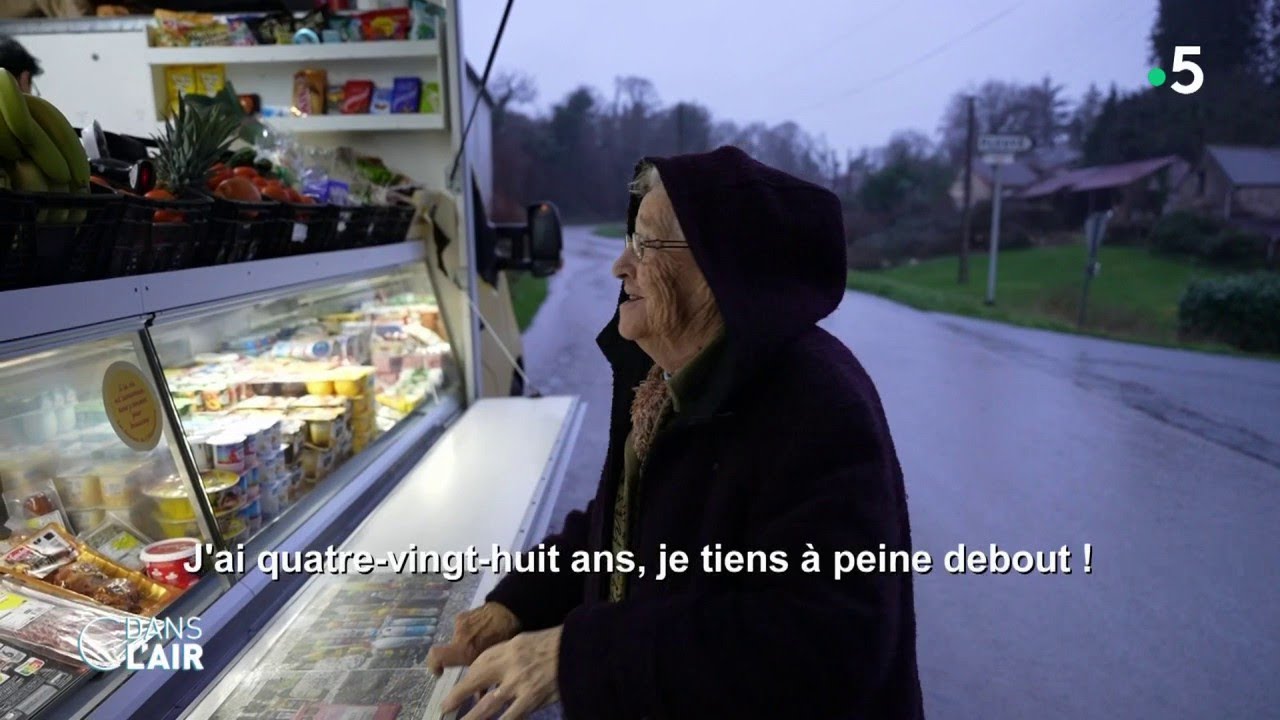 Poupette, une épicerie itinérante qui se déplace là où personne ne va - Reportage 29.01.2024