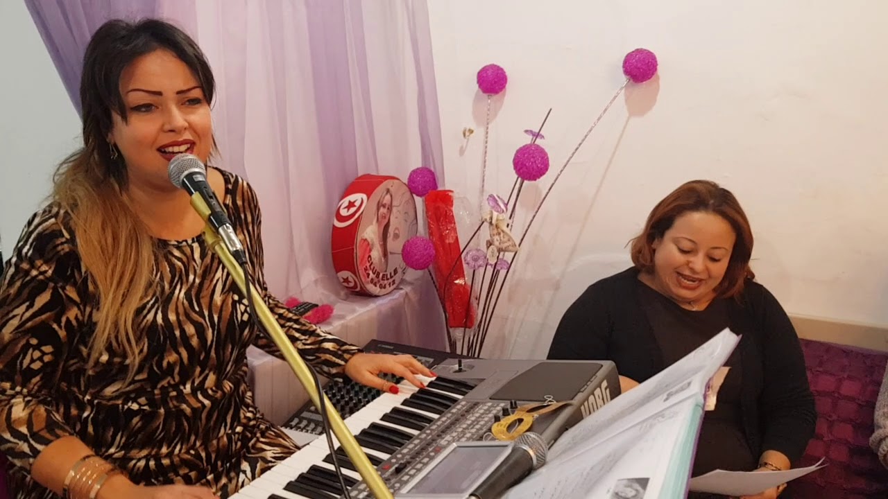 عنابي - كارم محمود CLUB ELLE بقيادة الفنانة رحمة بن عفانة