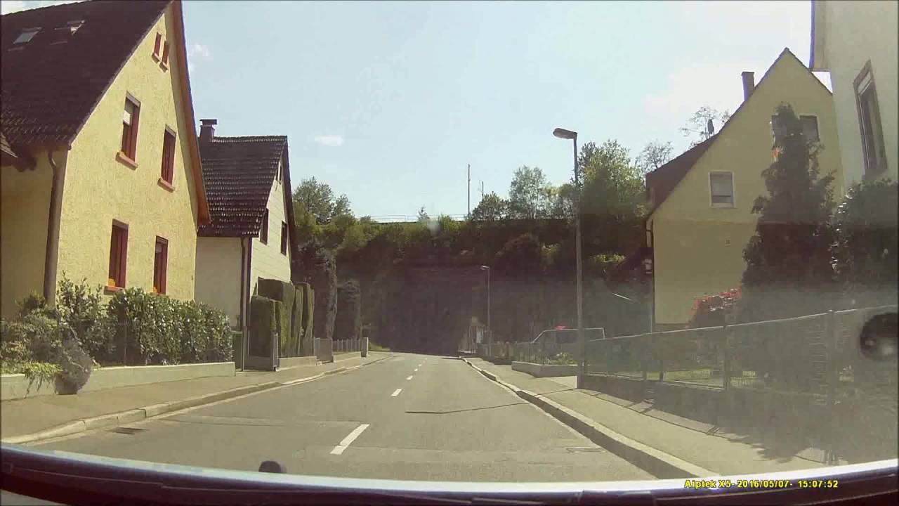Ortsdurchfahrt im Odenwald/Neckartal/MOS: Neckargerach (NO rein, NW raus)