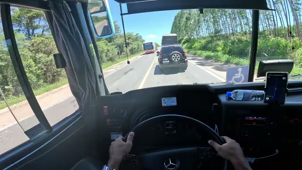 Motorista de ônibus, na br 116, ja chegando em Vitória Da Conquista. 
