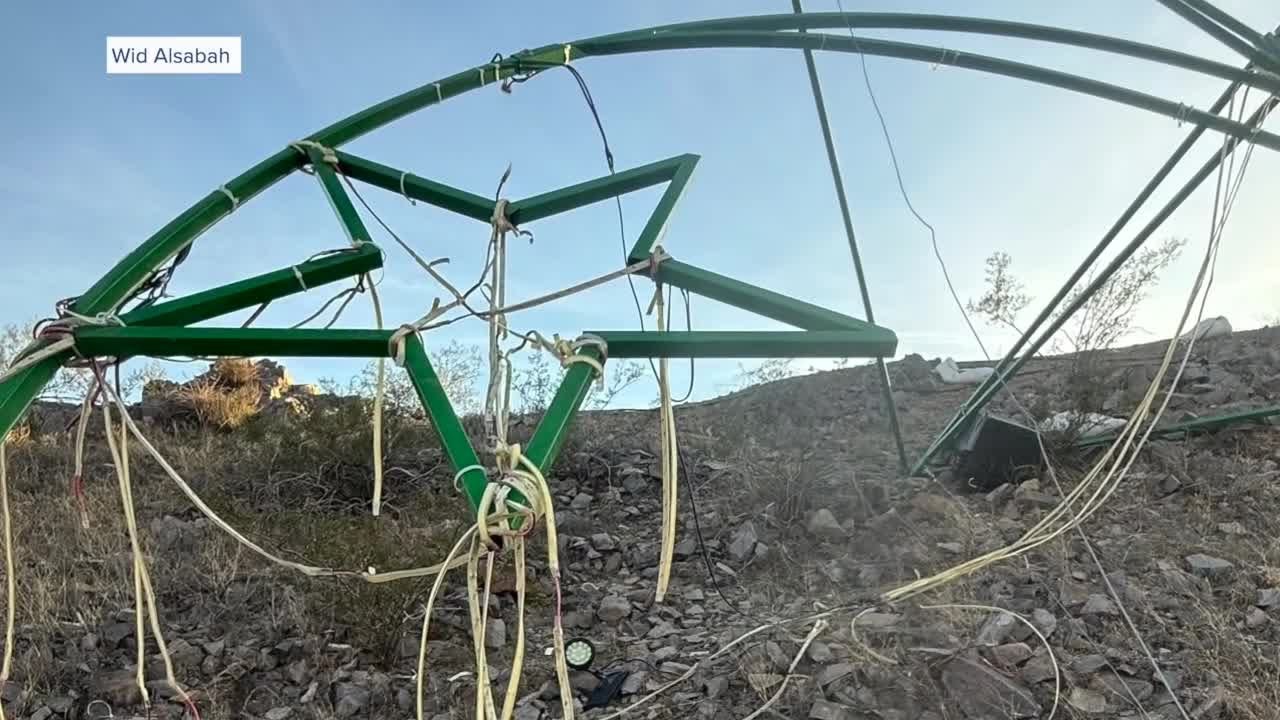 Выставка в виде полумесяца на горе «А» в Темпе уничтожена; мусульманская община призывает к толер...