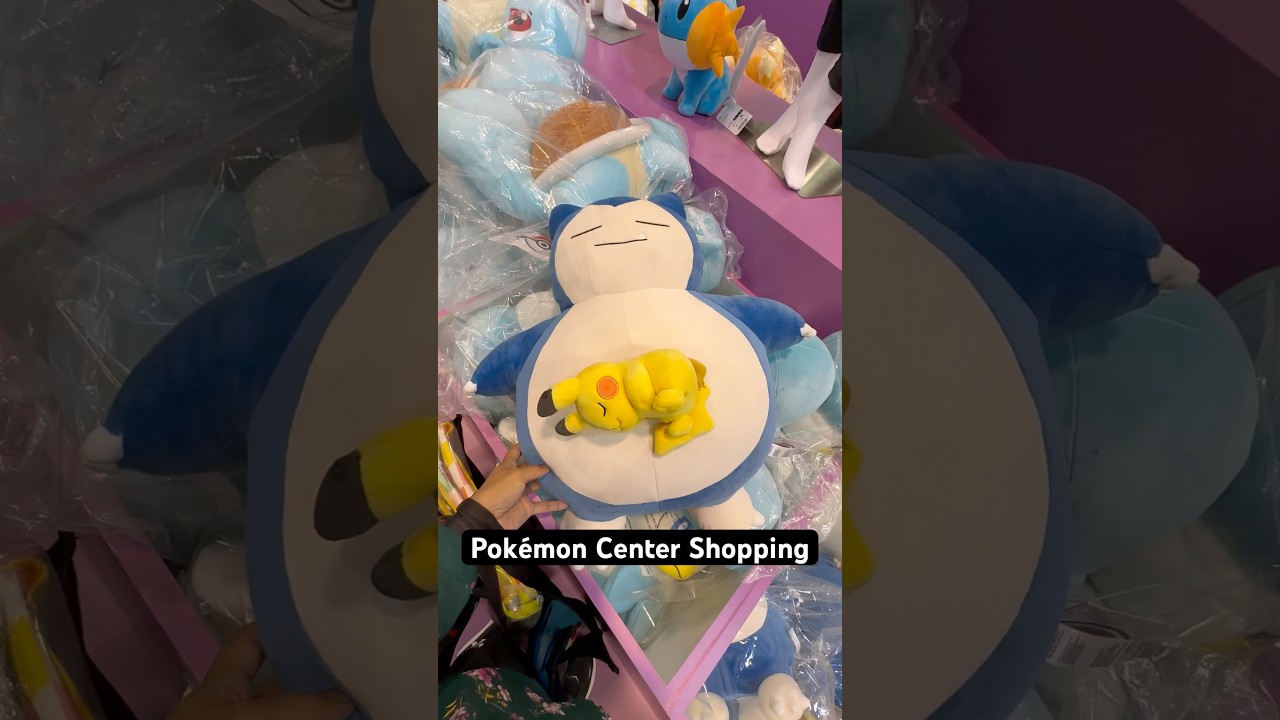 Trying to buy Exclusive Pokemon Merch at Pokemon Worlds!