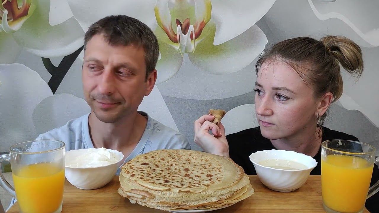 МУКБАНГ БЛИНЫ СО СГУЩЕНКОЙ И СМЕТАНОЙ ДЛЯ НАС!  | MUKBANG PANCAKES | #pancakes #блины