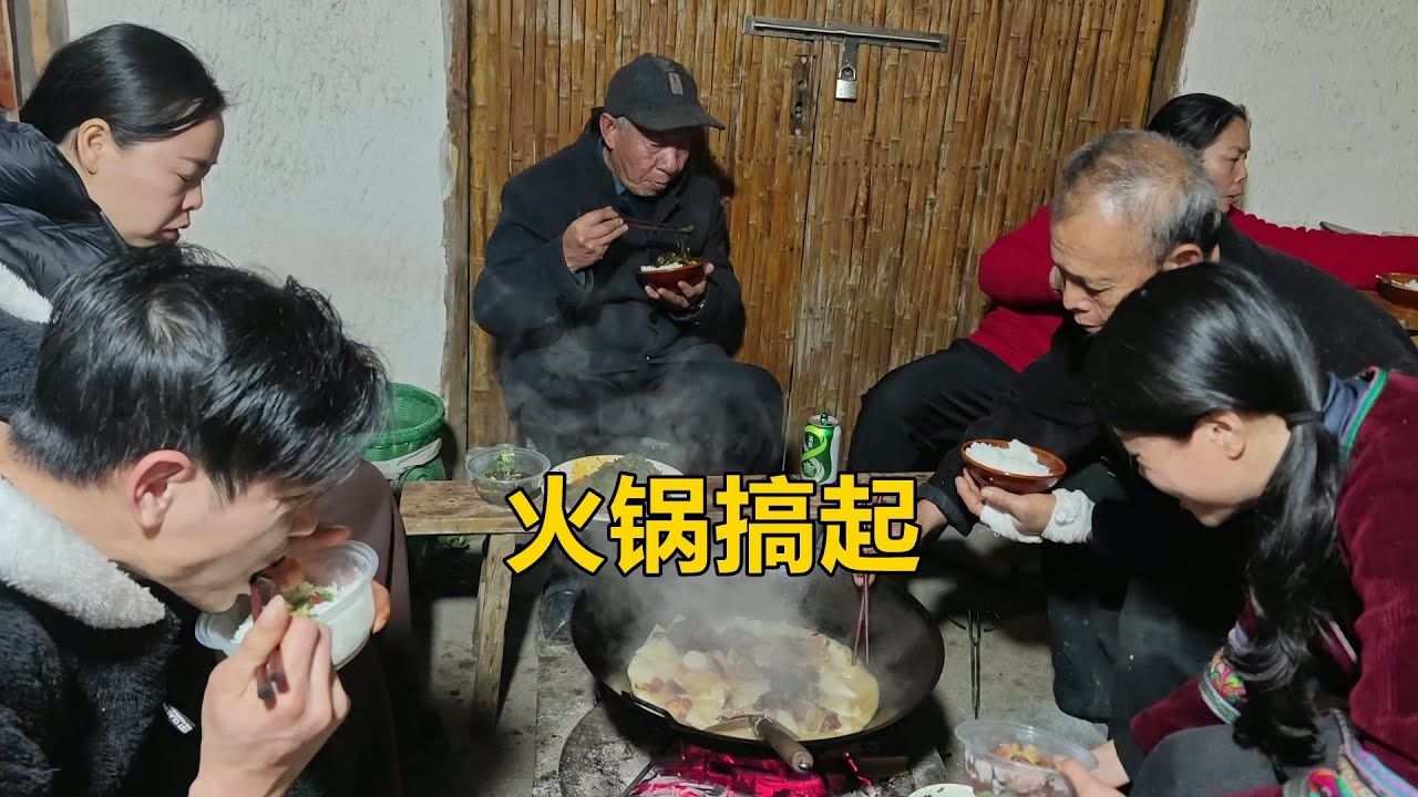 丈母娘一進菜園就抱怨，女婿燉個豬腳來堵住丈母娘的嘴，這招真行【農人家三嫂】