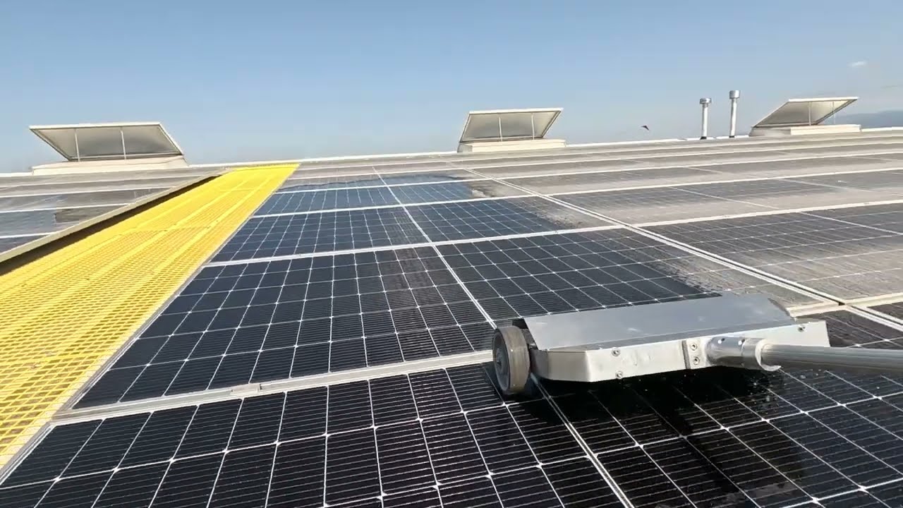 Solar Panel Cleaning Machine  / GES Solar Panel Temizleme Makinesi