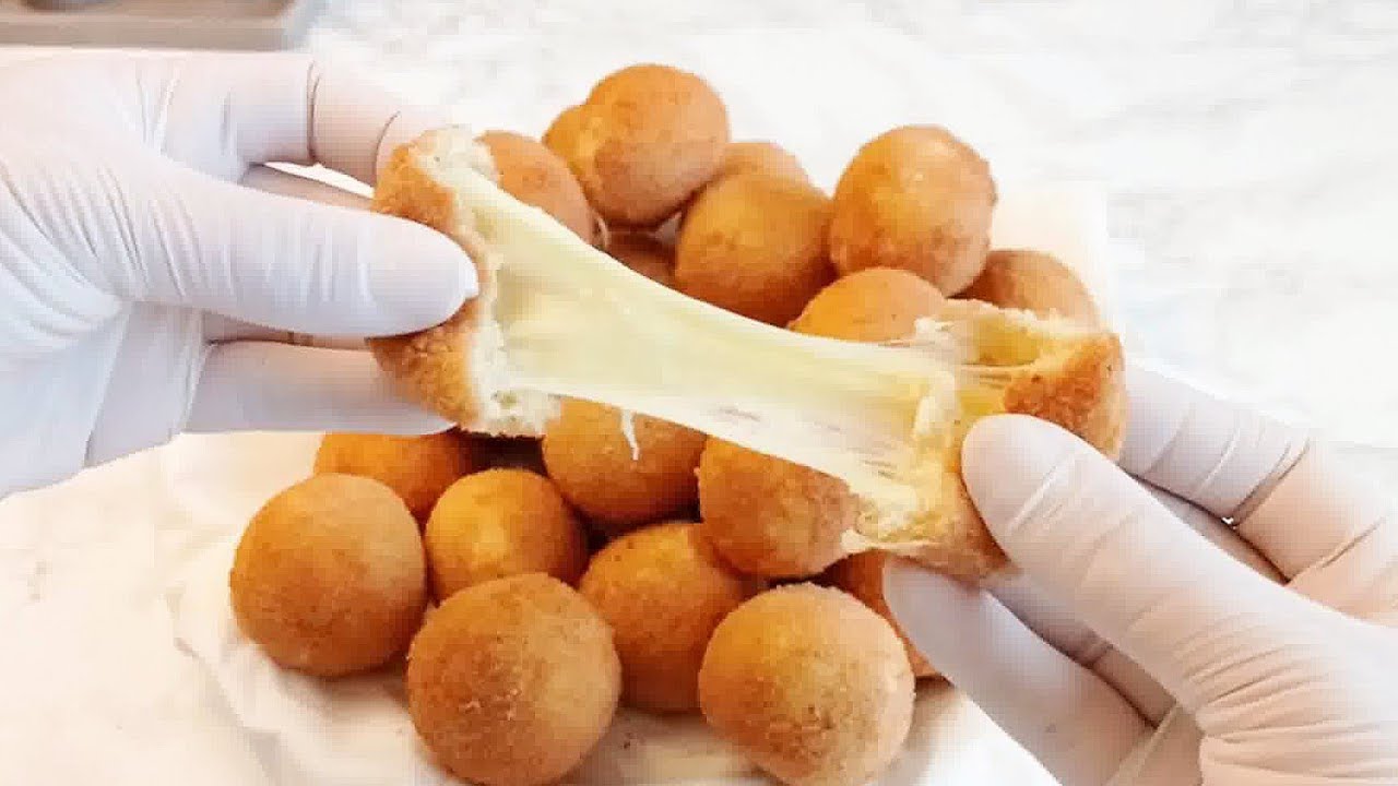 si vous avez de la farine et du fromage, faites cette délicieuse recette  boules de fromage fondu!