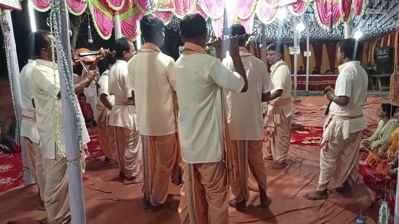 লোকে বলে মন দিলে গানে অসাধারণ মডার্ণ কীর্তন পরিবেশন করলেন বাবু বিপ্লব বিশ্বাস,নড়াইল