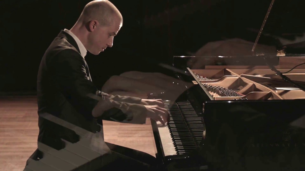 Casse Noisette (Tchaïkovsky/Pletnev) Danse de la Fée Dragée Julien Gernay, piano