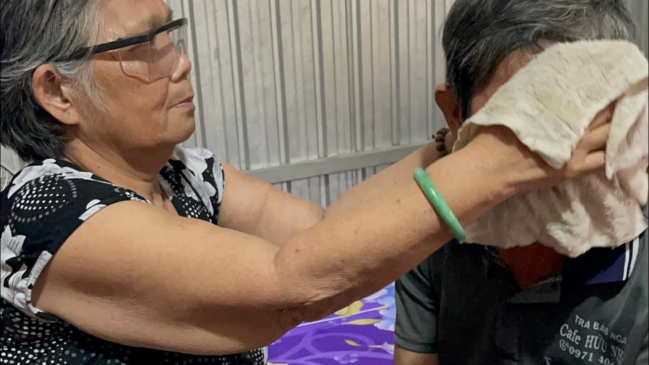 Ông Út Bà Út Bệnh Nặng Chim Sâu Long Tứ Đi Chơi Vui Vẻ 