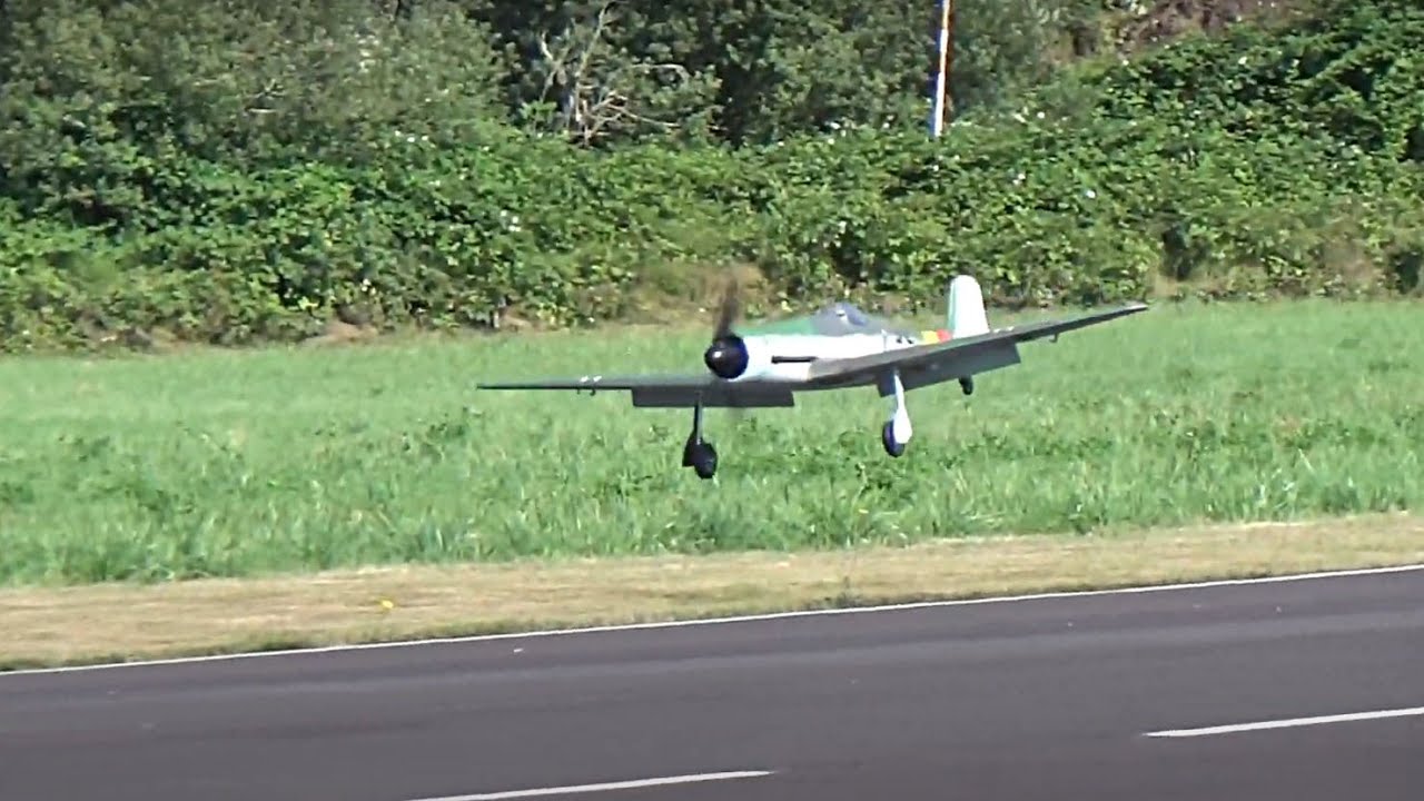 Second Flight: Flightline Ta152