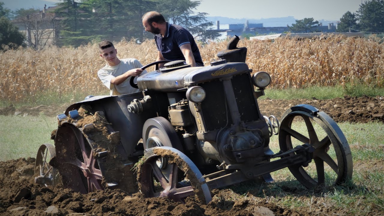 Aratura con Super Landini testacalda // plowing with Super Landini, Italian hotbulb tractor