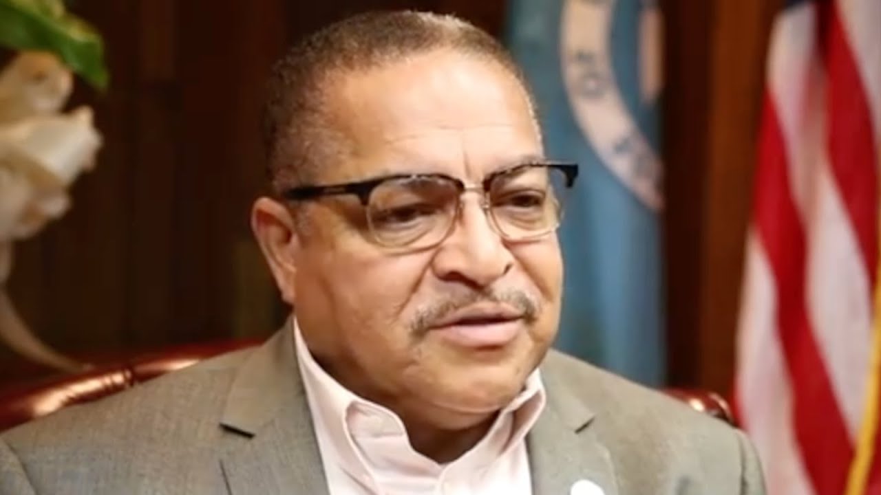 S1E9: Riley Roger's Administration vs. Duane Muhammad's Budget