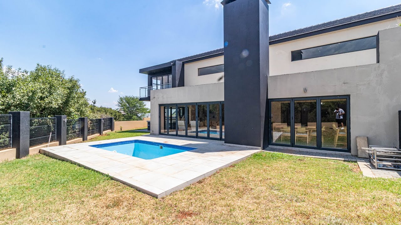 4 Bedroom For Sale - The Hills