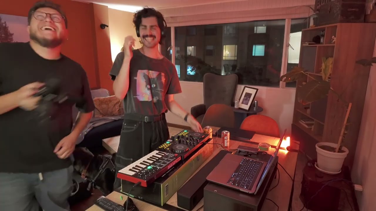 Funky House, Melodic Techno while cooking delicious meal - DJ Set Danny Boy ft Joniqua.